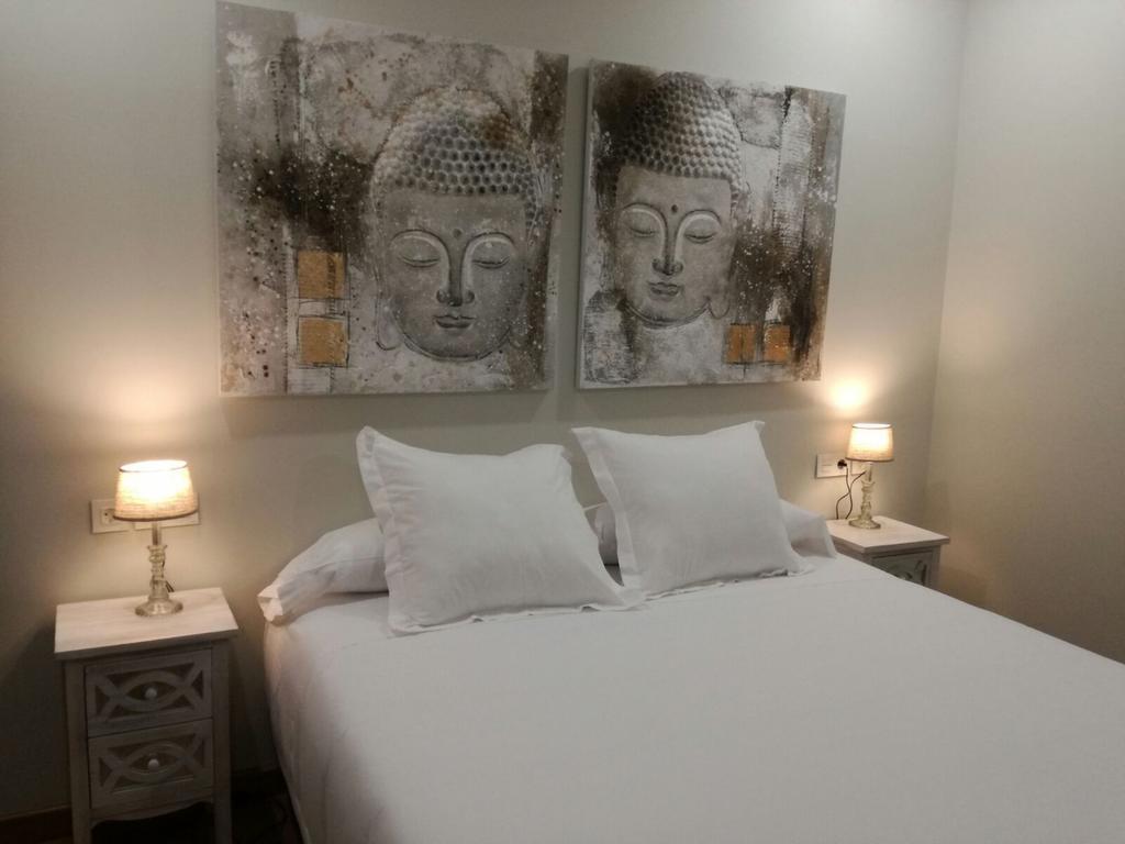 Los Amigos Vip Rooms Madrid Bagian luar foto