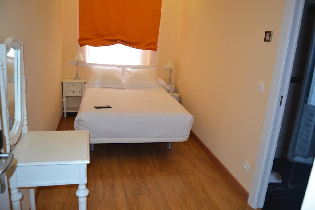 Los Amigos Vip Rooms Madrid Bagian luar foto